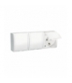Gniazdo wtyczkowe potrójne Schuko z przesłonami w wersji IP54 klapka w kolorze białym biały 16A AQGSZ1-3Z/11